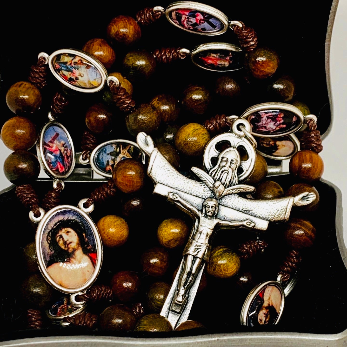 Stations of the Cross Chaplet | Way of the Cross Chaplet